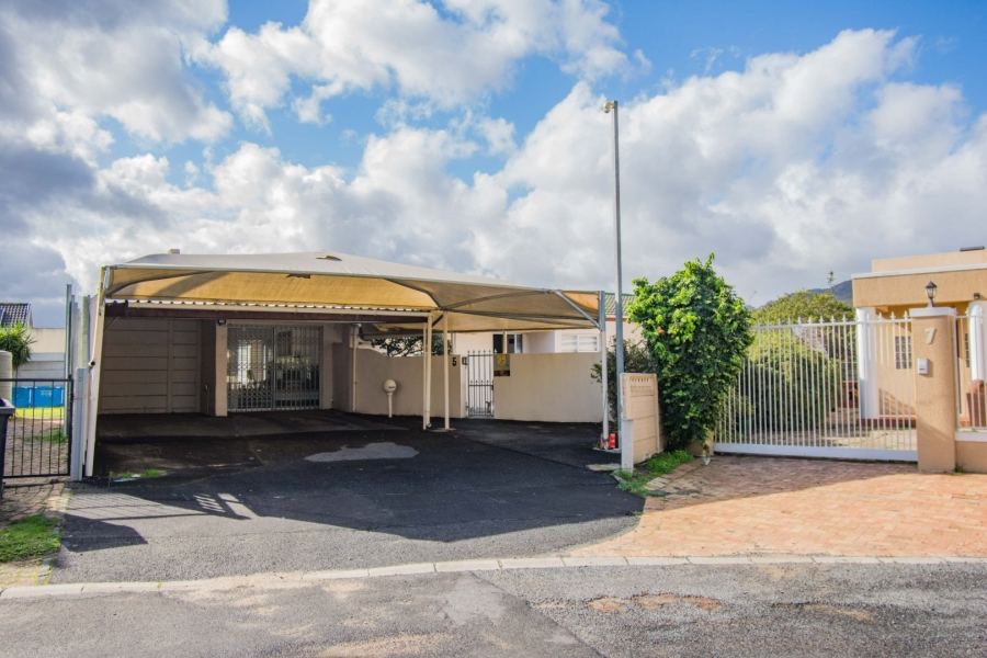 3 Bedroom Property for Sale in Onverwacht Western Cape